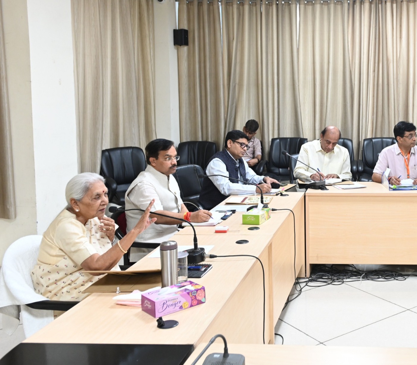 Review meeting of Dr. A.P.J. Abdul Kalam Technical University, Lucknow concluded under the chairmanship of the Governor.