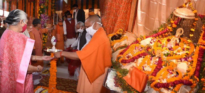 Governor worshipped Shri Ram Lala with CM in Ayodhya